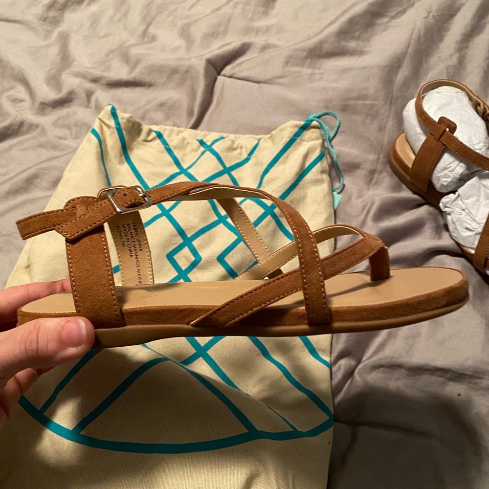 Violet & Red Aleah Sandals NWT